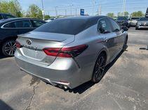 Used 2018 Celestial Silver Metallic Toyota SE image 6