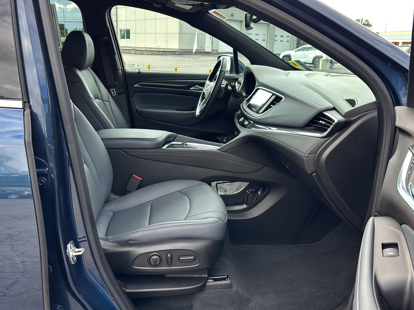 Used 2024 Blue Metallic Buick Essence image 8