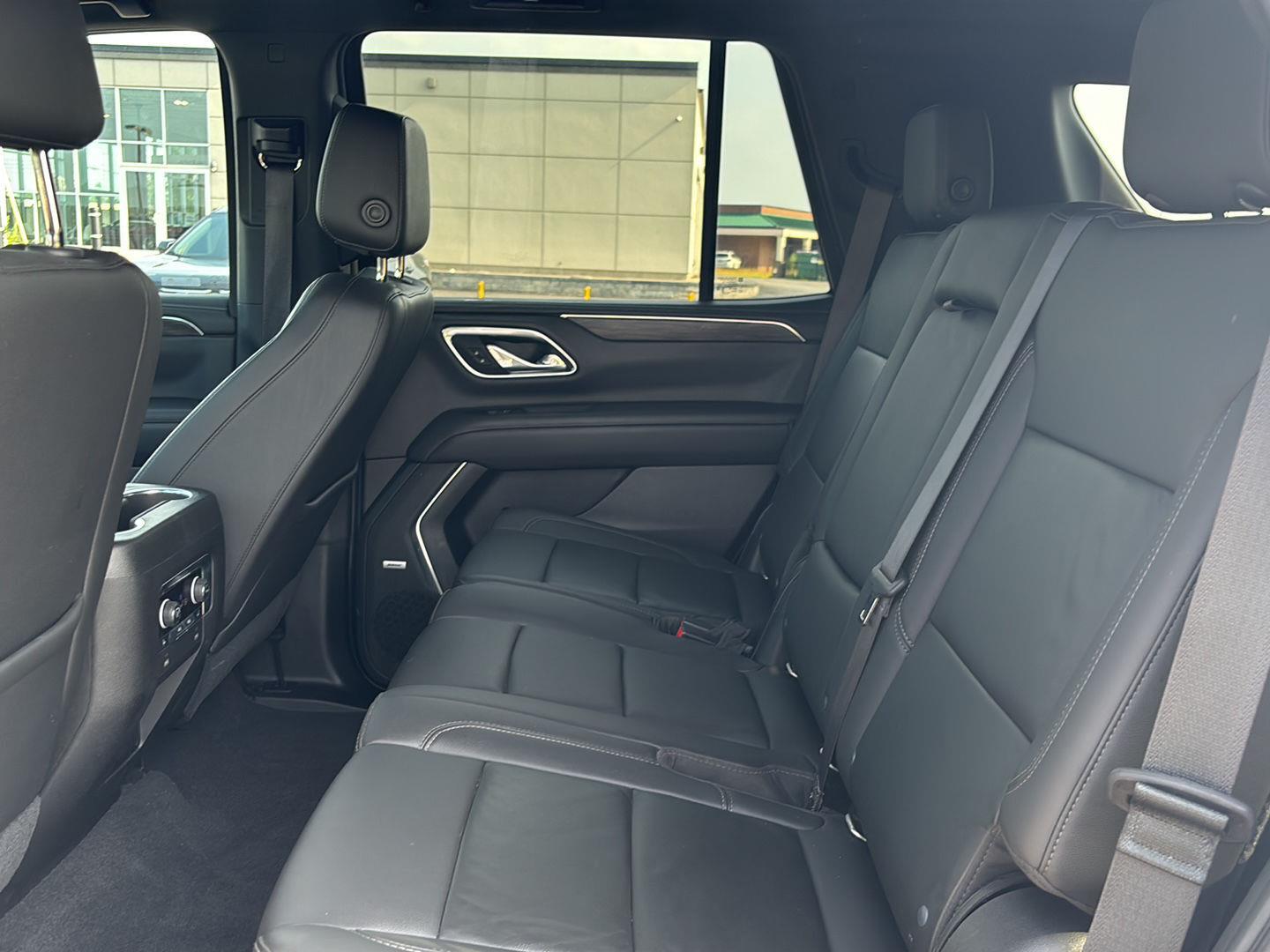 Used 2021 Summit White Chevrolet LT image 39