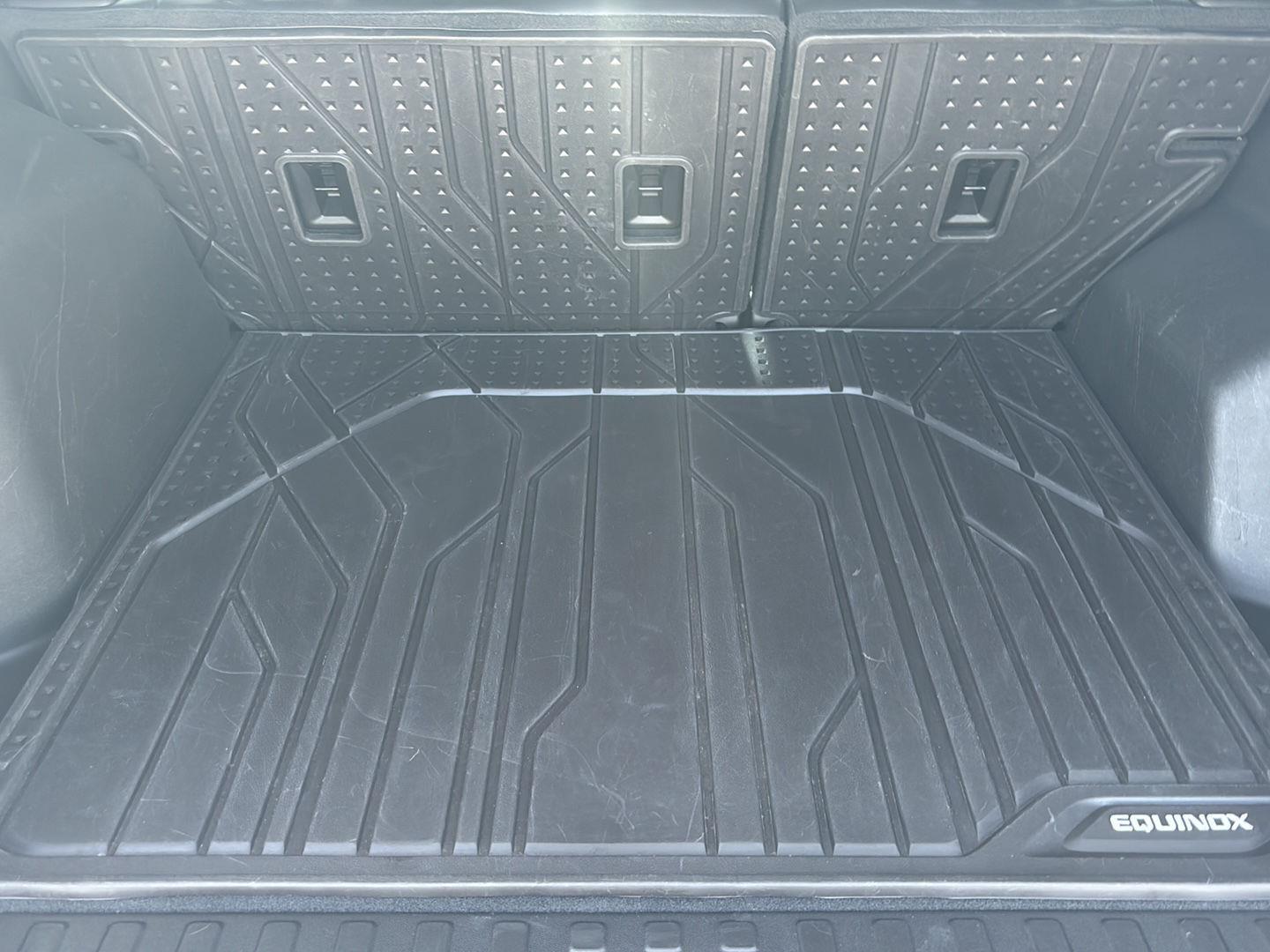 Used 2019 Iridescent Pearl Tricoat Chevrolet Premier image 38