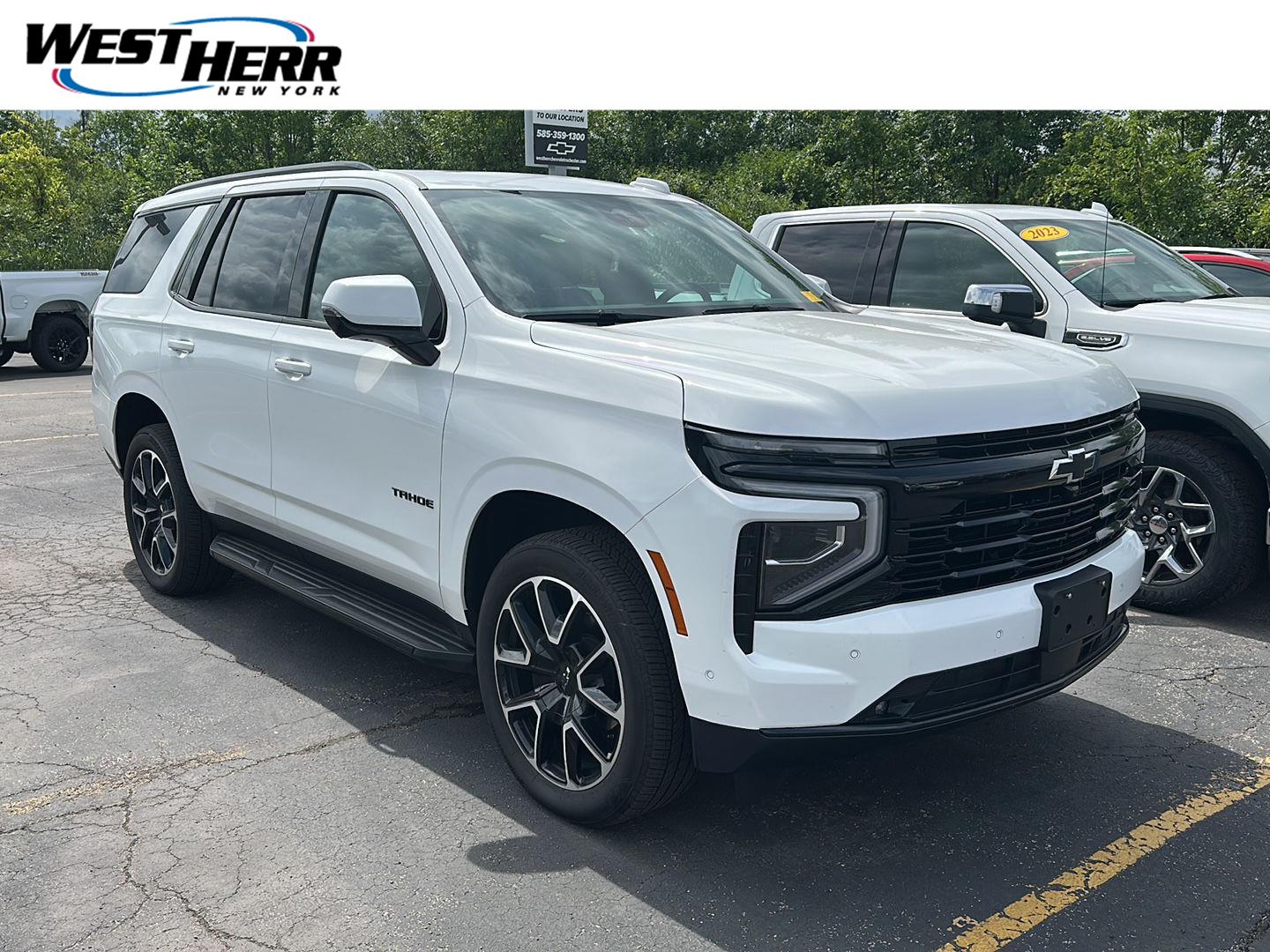 Summit White 2026 Chevrolet Tahoe SUV / Crossover Four-Wheel Drive Automatic
