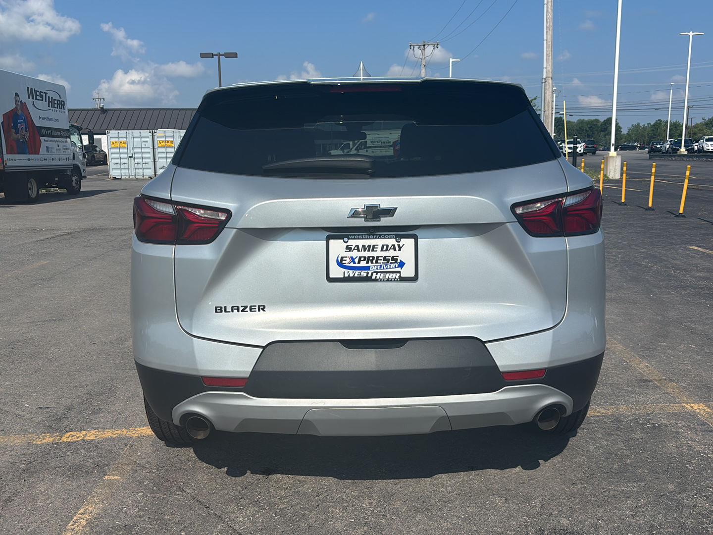 Used 2021 Silver Ice Metallic Chevrolet LT image 6