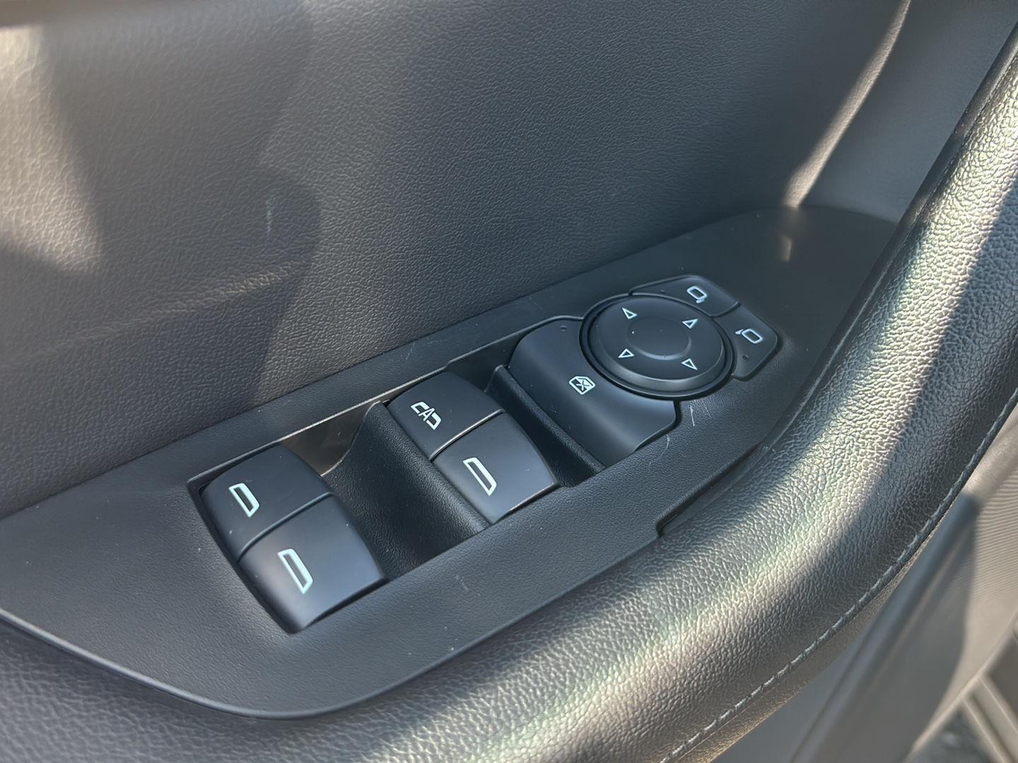 Used 2021 Silver Ice Metallic Chevrolet LT image 14