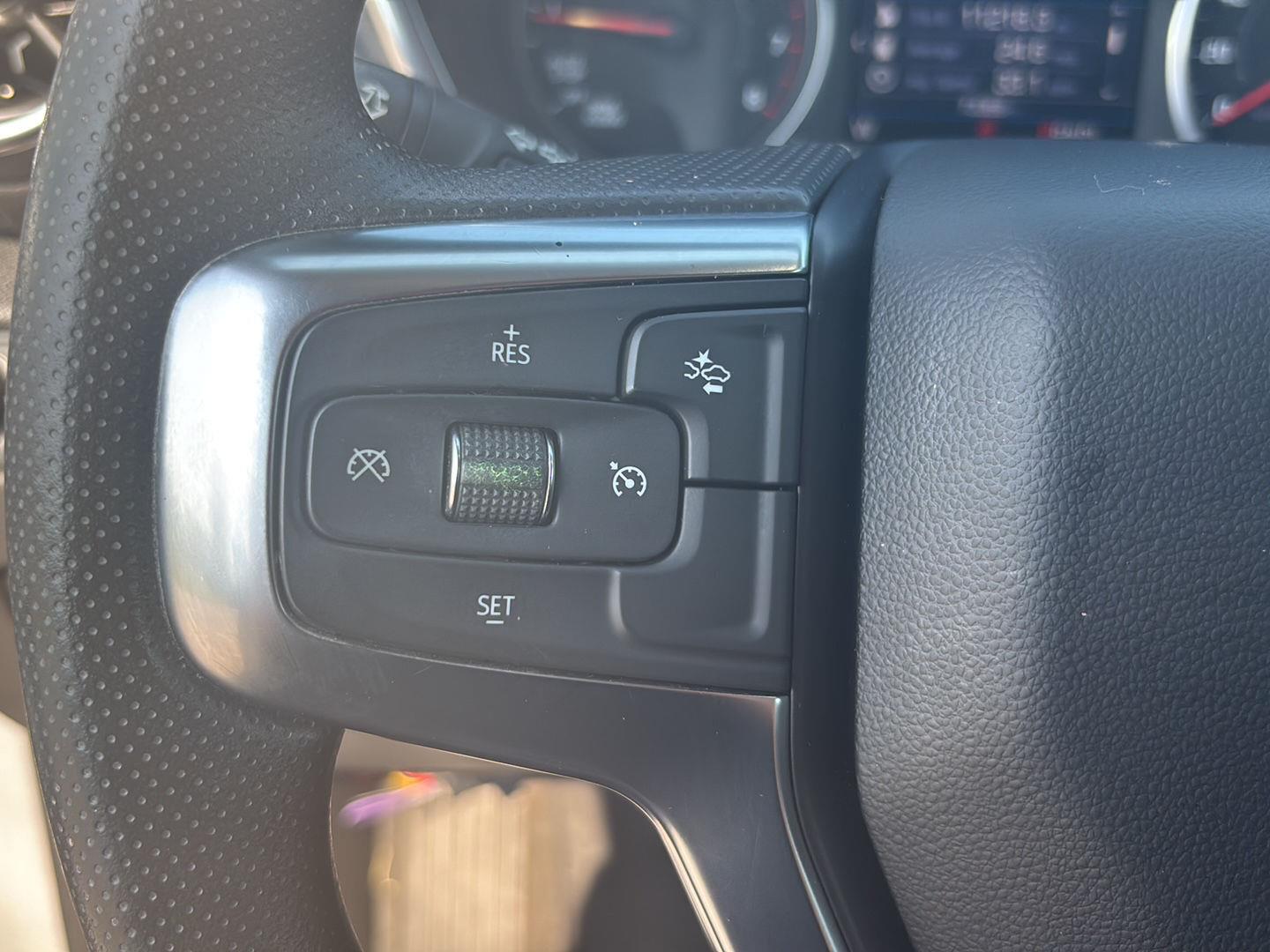 Used 2021 Silver Ice Metallic Chevrolet LT image 18