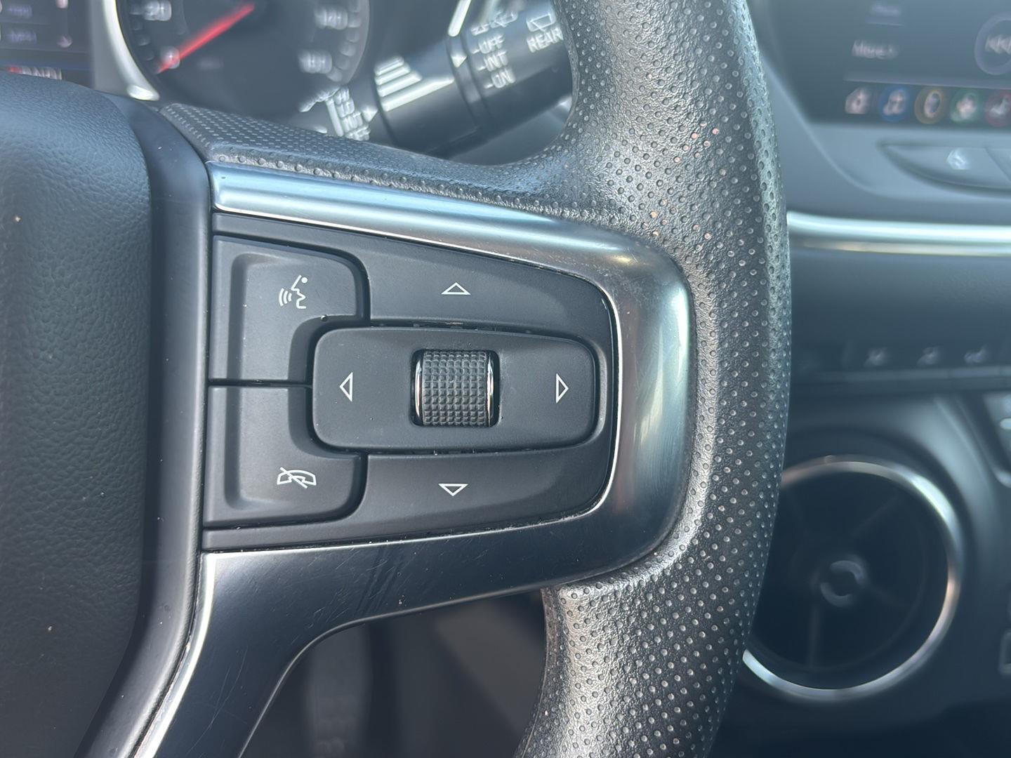 Used 2021 Silver Ice Metallic Chevrolet LT image 19