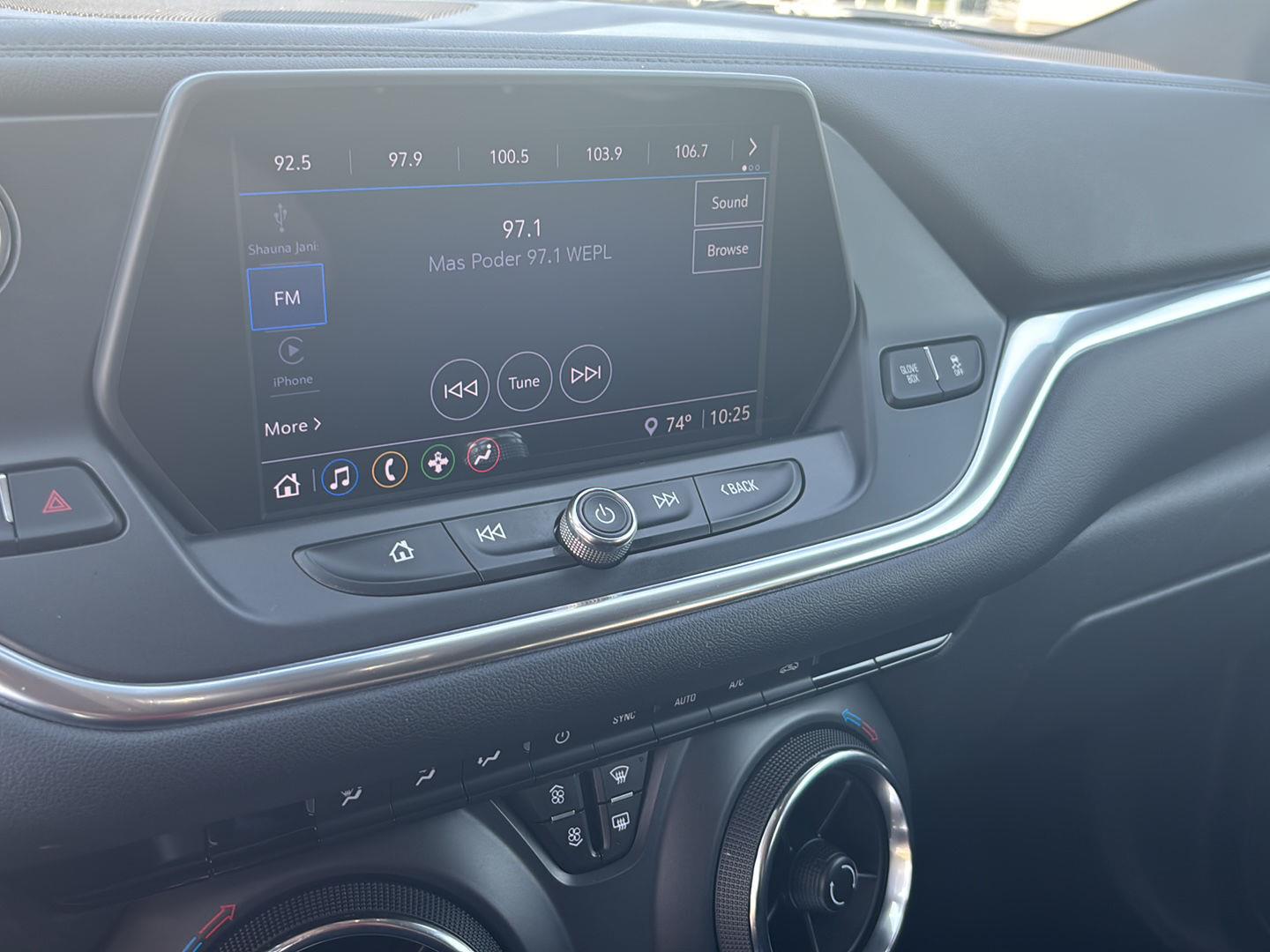 Used 2021 Silver Ice Metallic Chevrolet LT image 21
