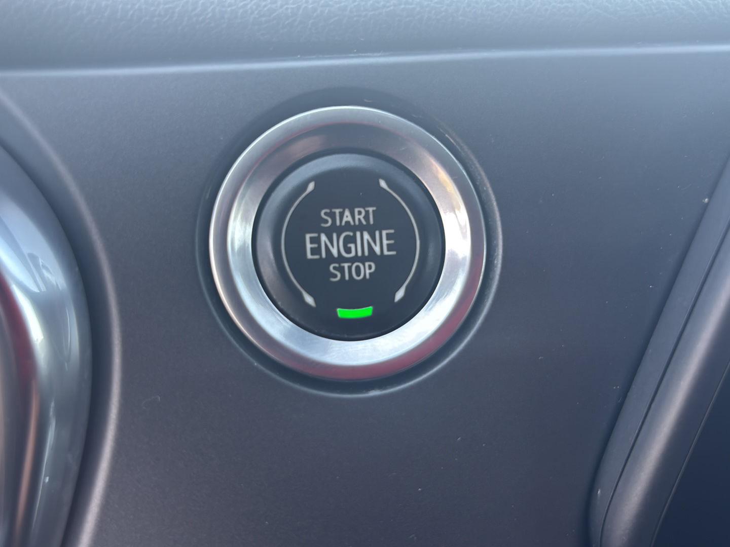 Used 2021 Silver Ice Metallic Chevrolet LT image 25
