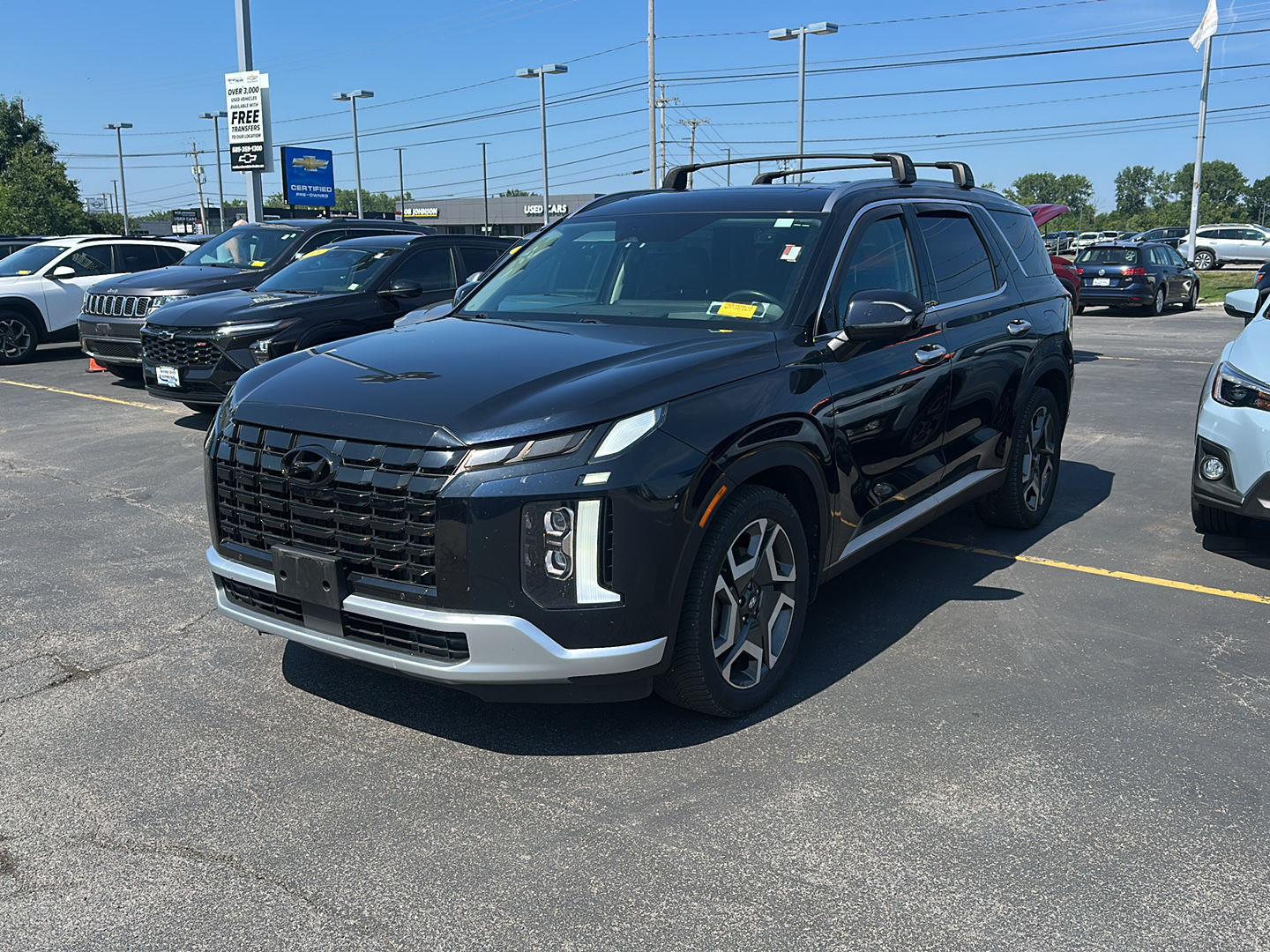 Used 2023 Moonlight Cloud Hyundai Limited image 5