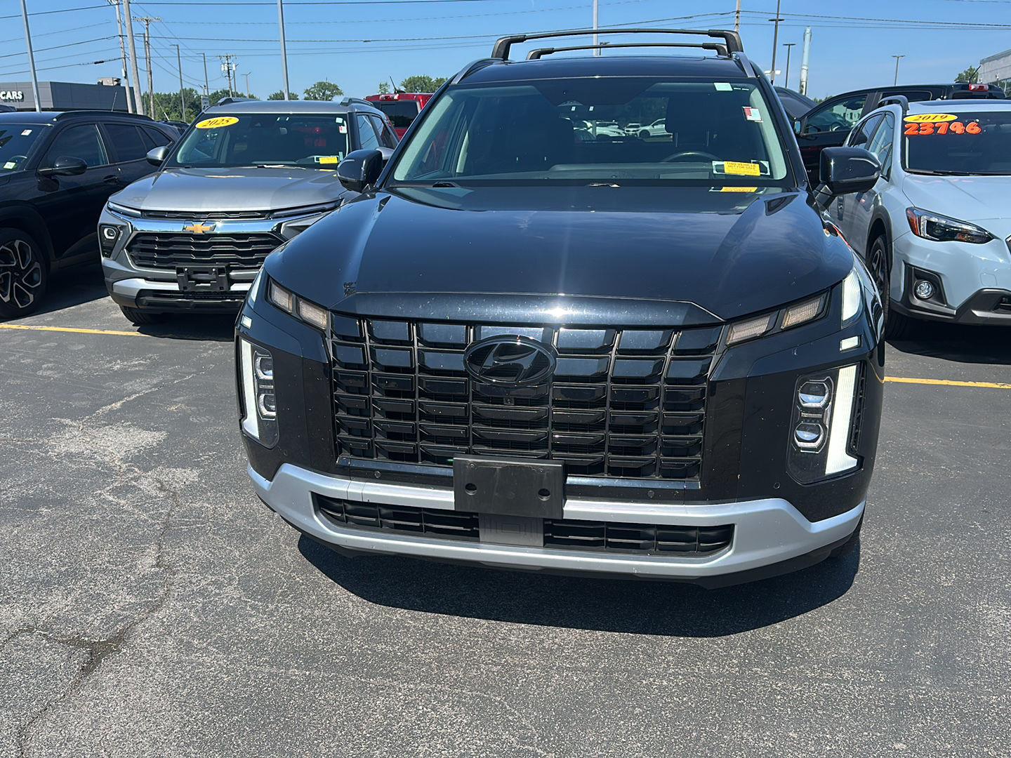 Used 2023 Moonlight Cloud Hyundai Limited image 7