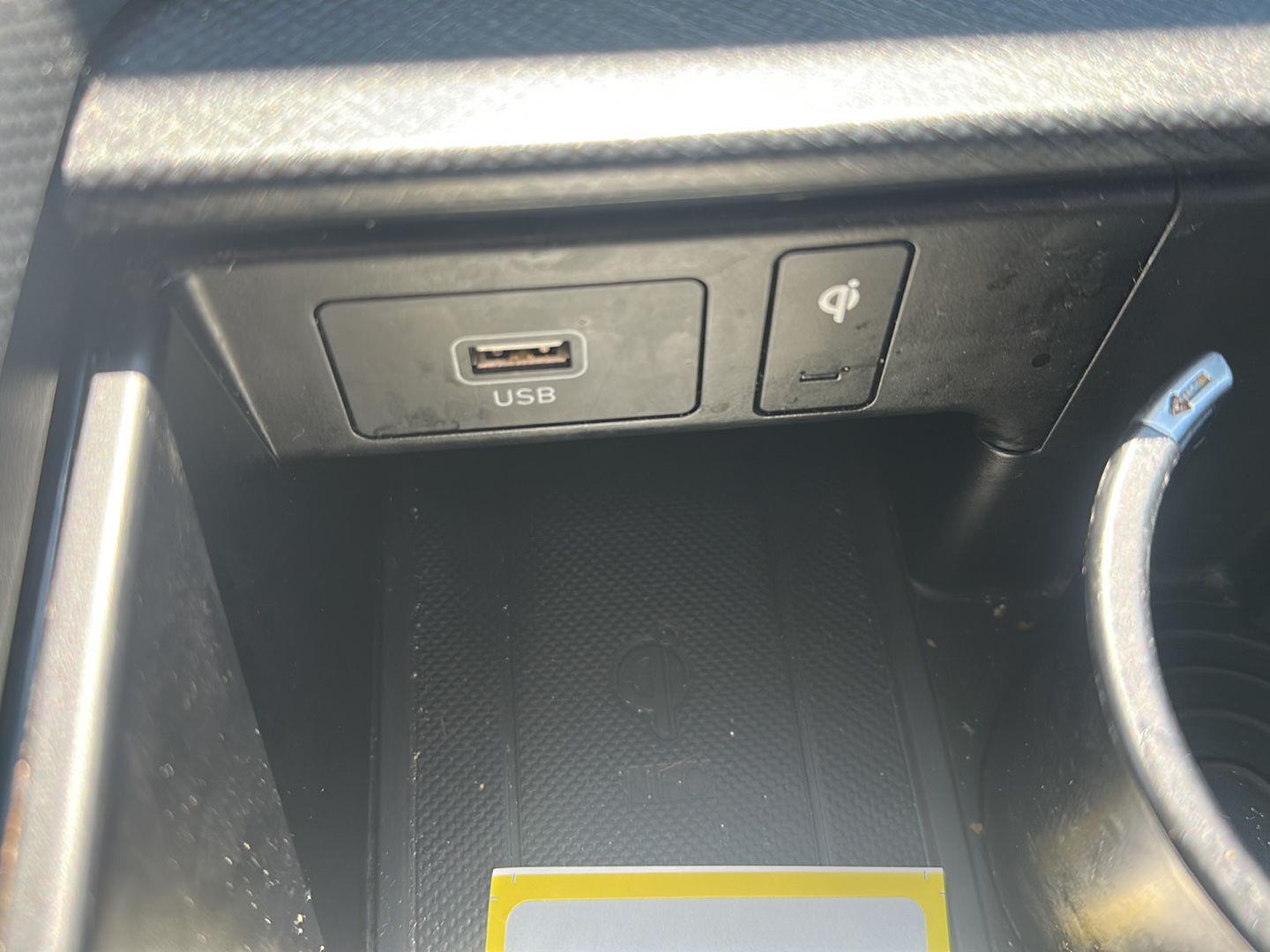 Used 2023 Moonlight Cloud Hyundai Limited image 13