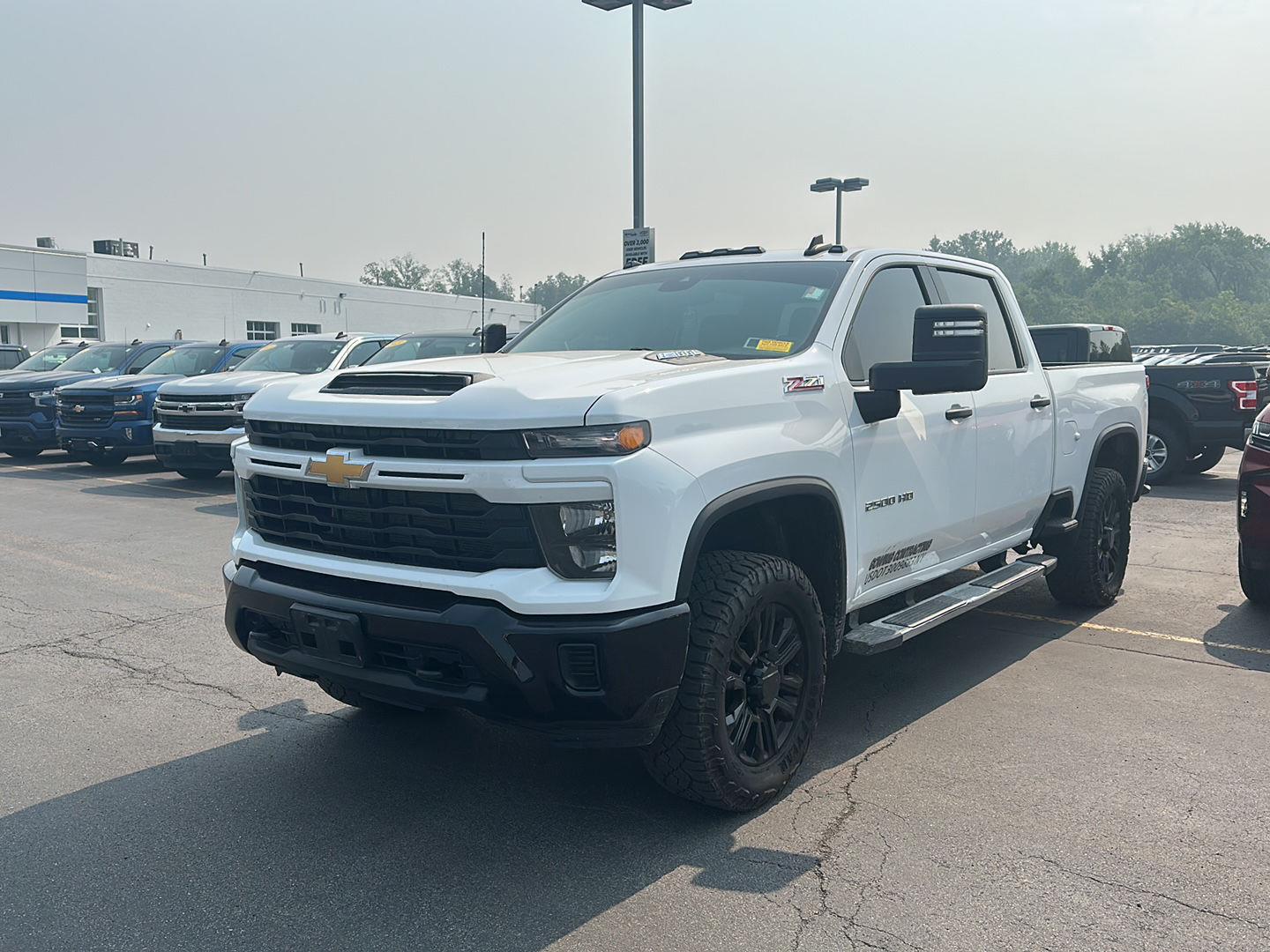 Used 2024 Summit White Chevrolet Custom image 7