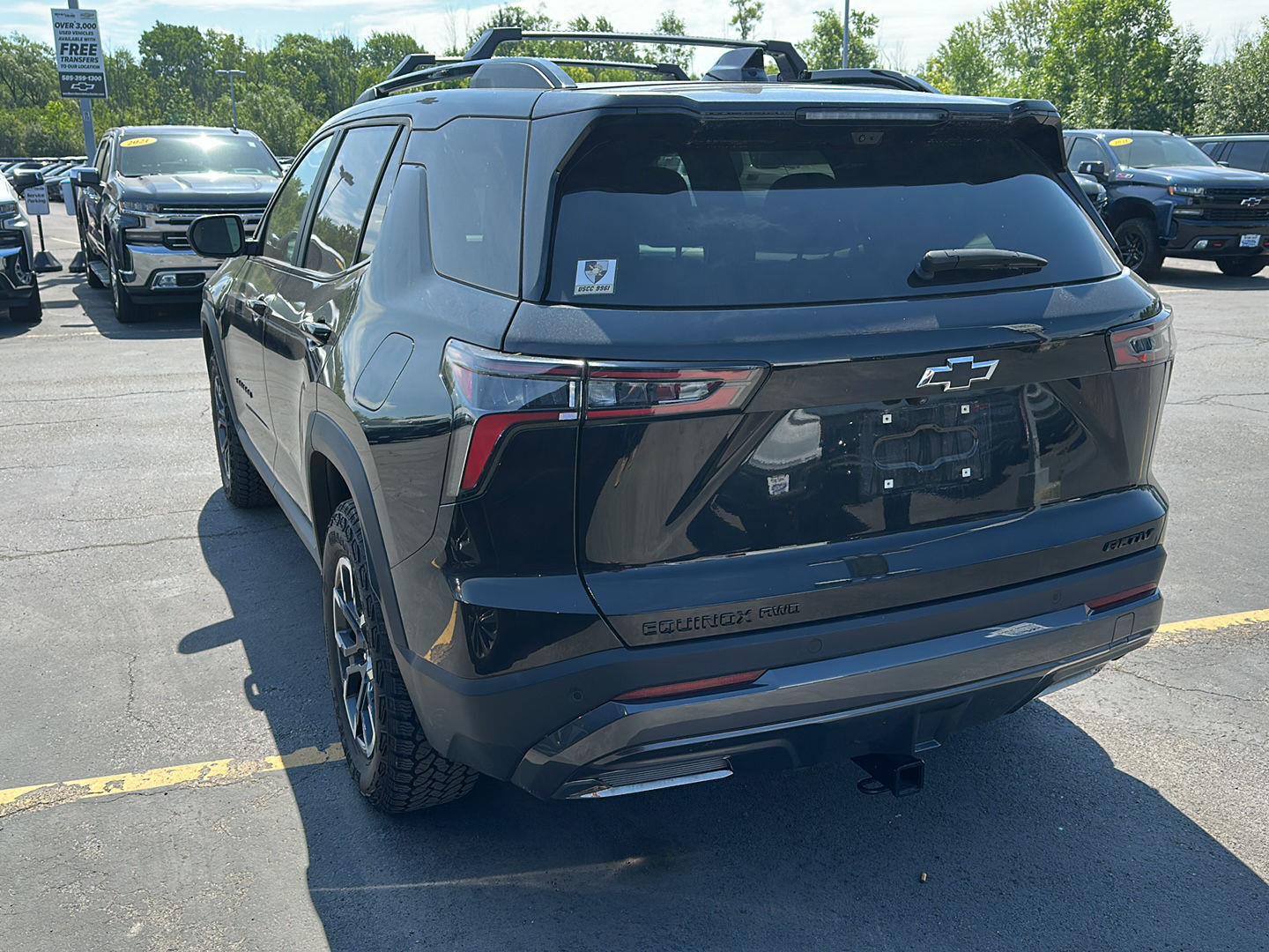Used 2025 Mosaic Black Metallic Chevrolet AWD ACTIV image 4
