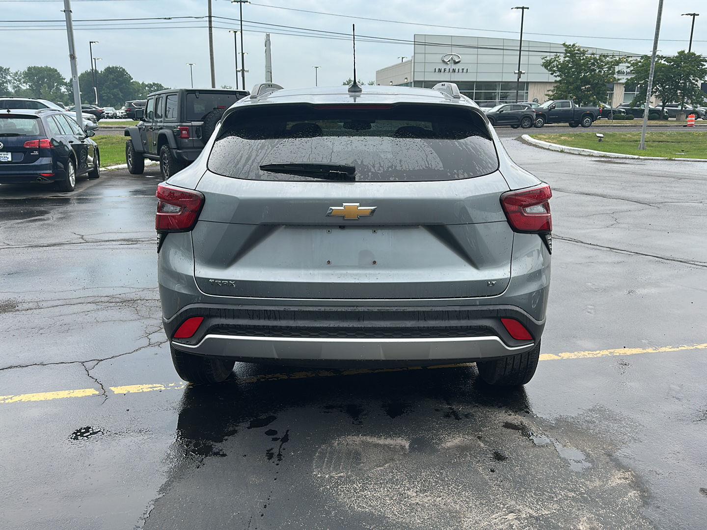 Used 2024 Sterling Gray Metallic Chevrolet LT image 3