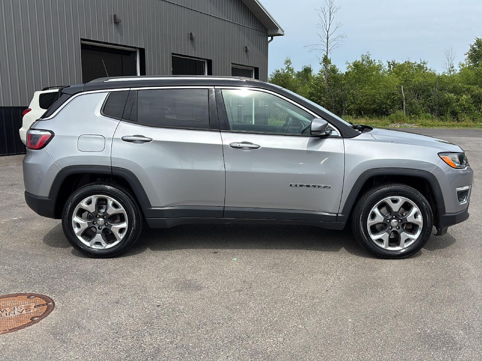Used 2019 Billet Silver Metallic Clearcoat Jeep Limited image 2