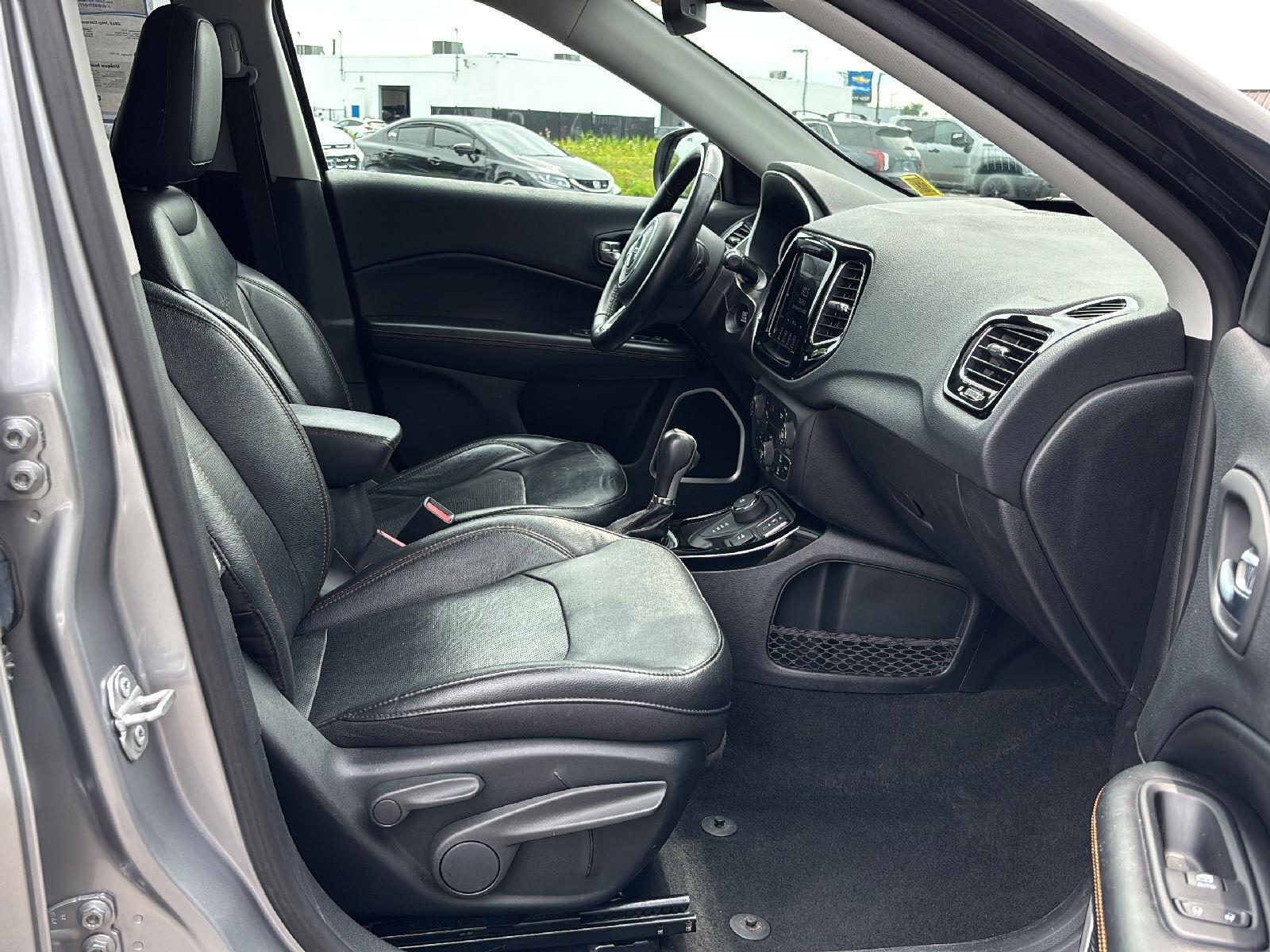 Used 2019 Billet Silver Metallic Clearcoat Jeep Limited image 11