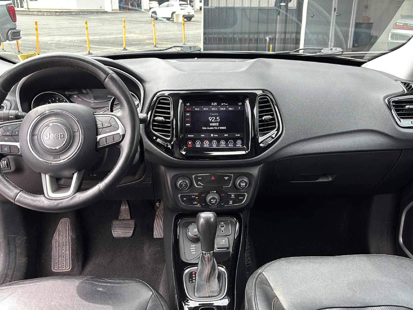 Used 2019 Billet Silver Metallic Clearcoat Jeep Limited image 18
