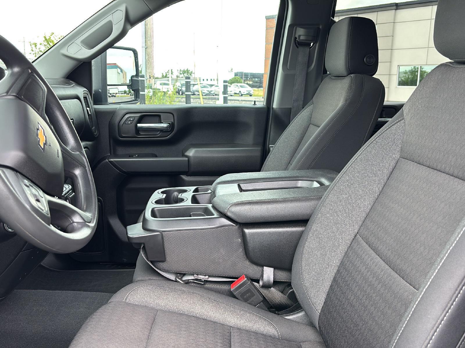 Used 2024 Summit White Chevrolet Custom image 21