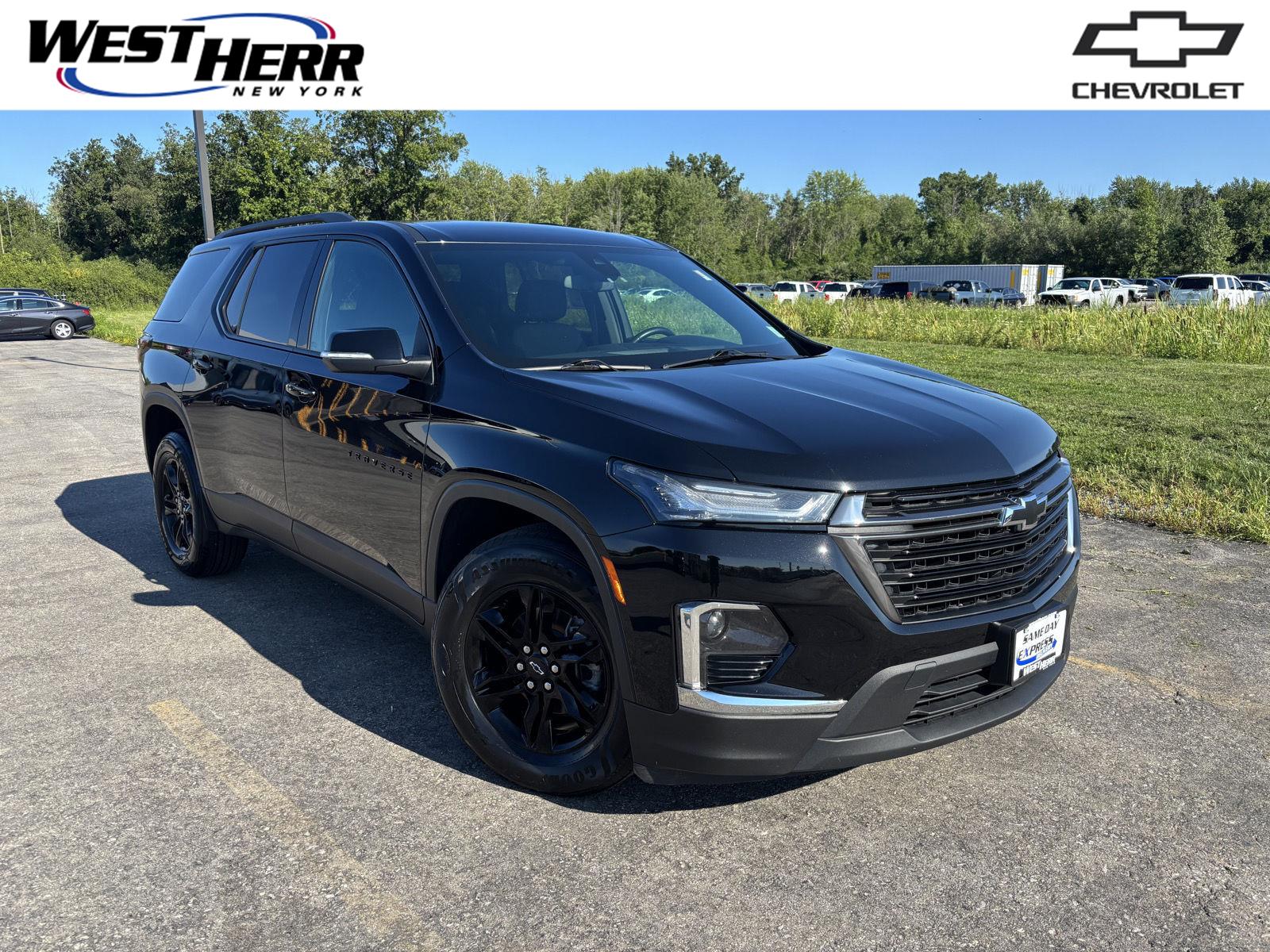 Mosaic Black Metallic 2023 Chevrolet Traverse SUV / Crossover Front-Wheel Drive 9-Speed Automatic