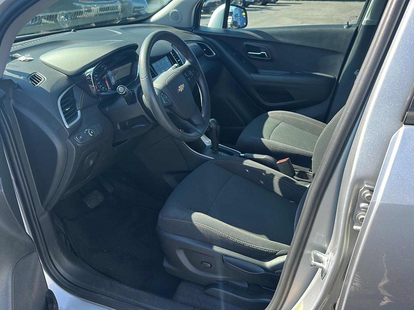 Used 2019 Silver Ice Metallic Chevrolet LS image 7