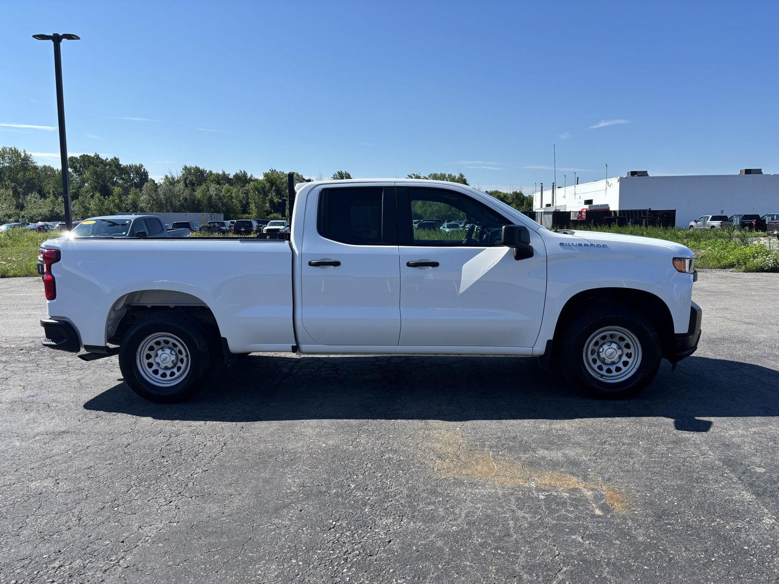 Used 2021 Summit White Chevrolet Work Truck image 8