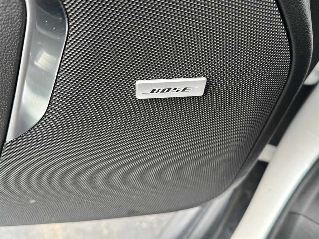 Used 2025 Iridescent Pearl Tricoat Chevrolet RST image 9