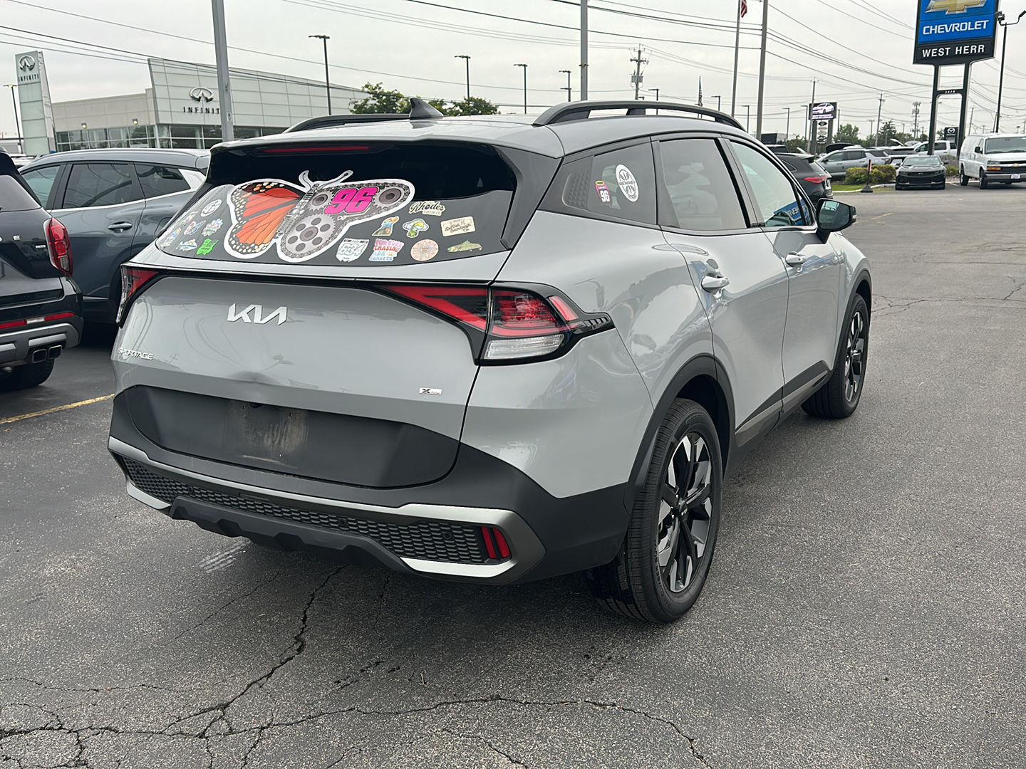 Used 2023 Wolf Gray Kia X-Line image 5