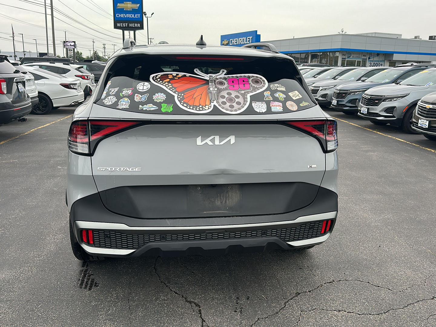 Used 2023 Wolf Gray Kia X-Line image 6