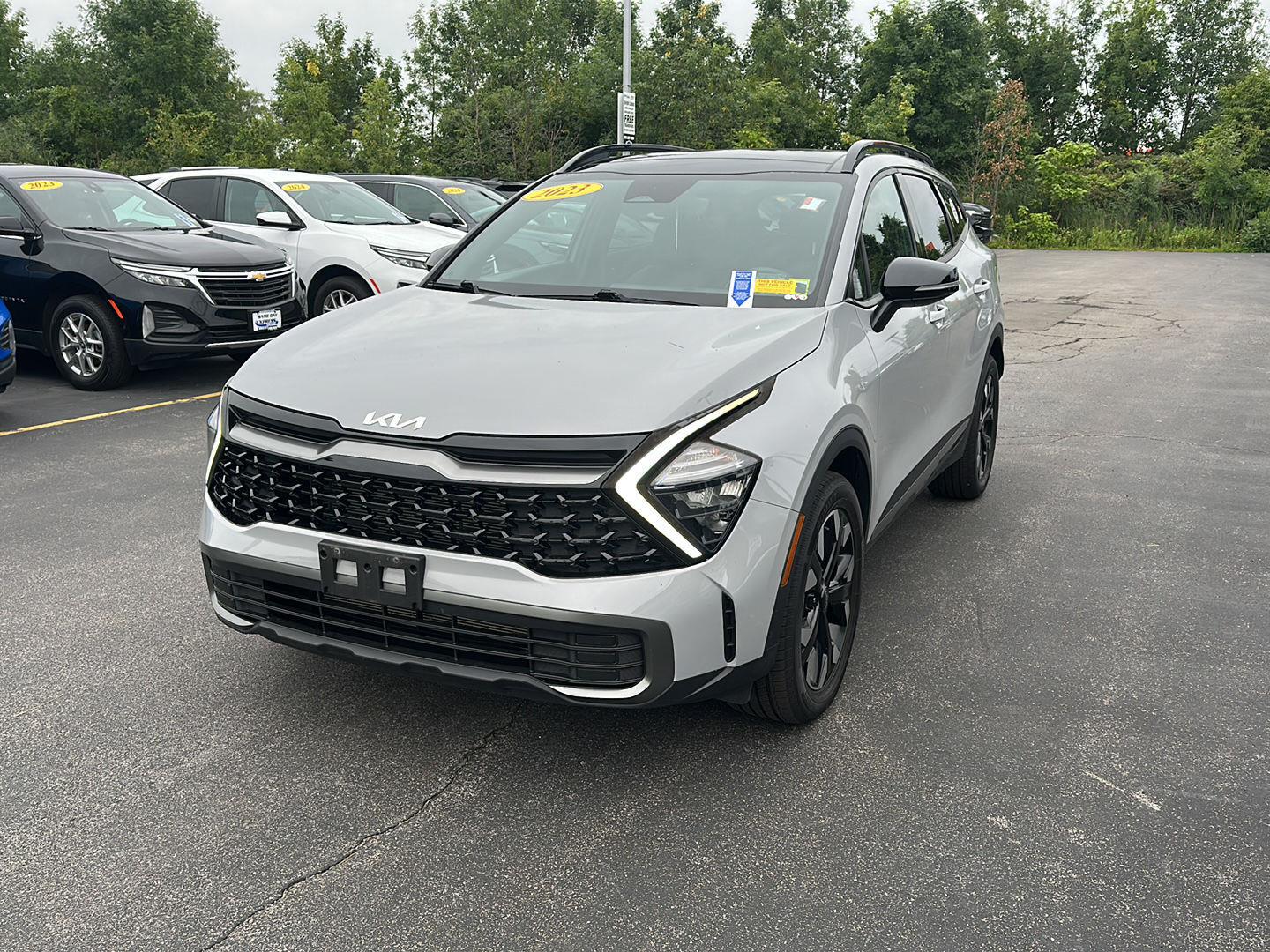 Used 2023 Wolf Gray Kia X-Line image 8