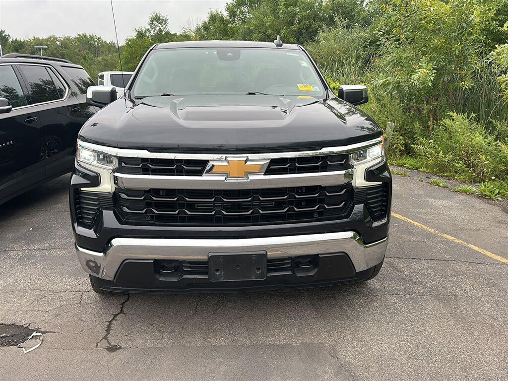 Used 2024 Dark Ash Metallic Chevrolet LT image 6