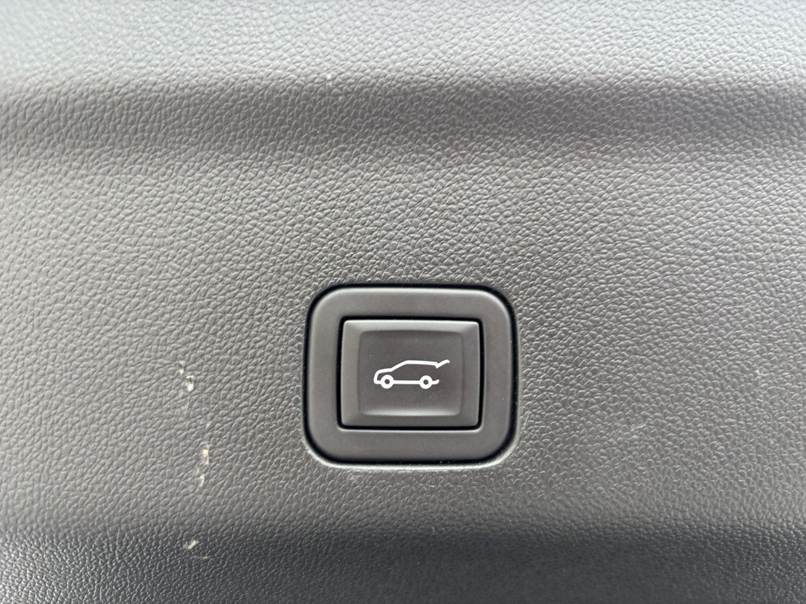 Used 2024 Black Chevrolet RST image 41