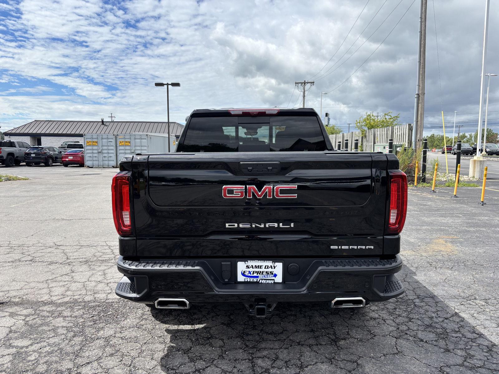 Used 2024 Onyx Black GMC Denali image 6