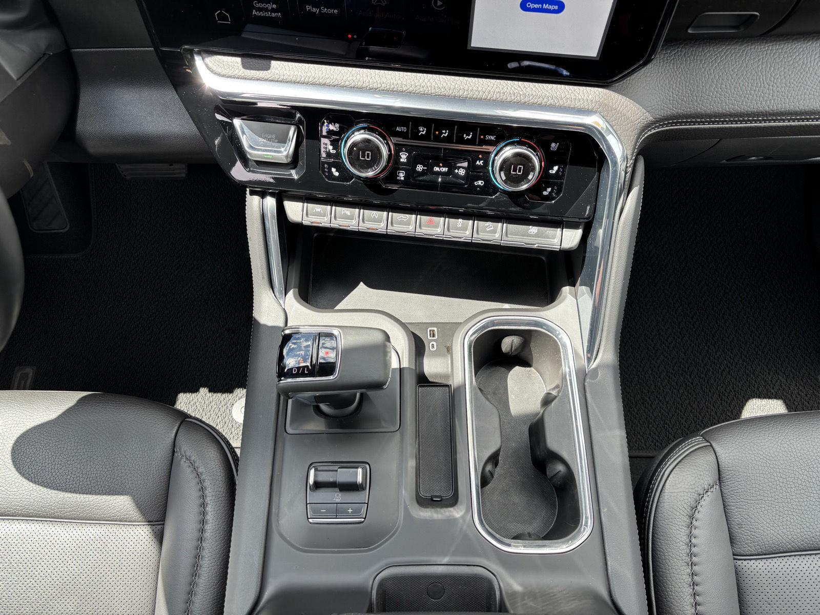 Used 2024 Onyx Black GMC Denali image 13