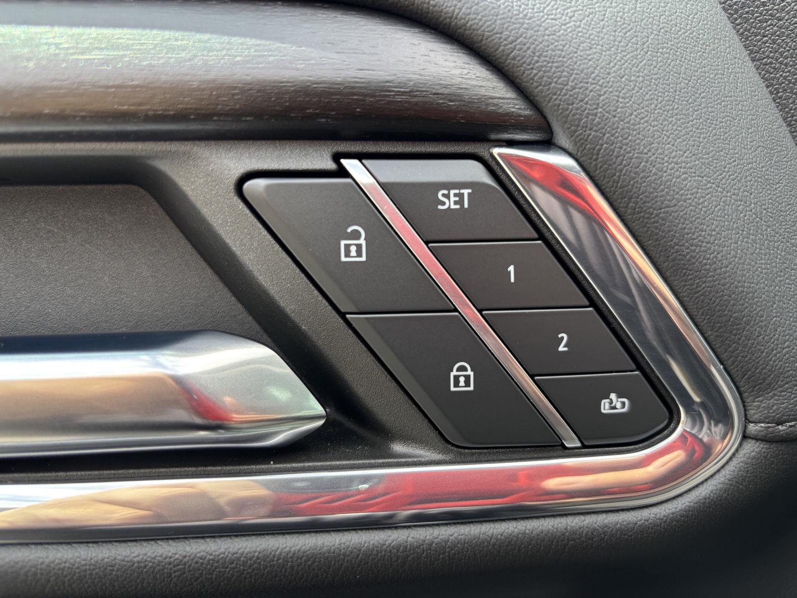 Used 2024 Onyx Black GMC Denali image 17