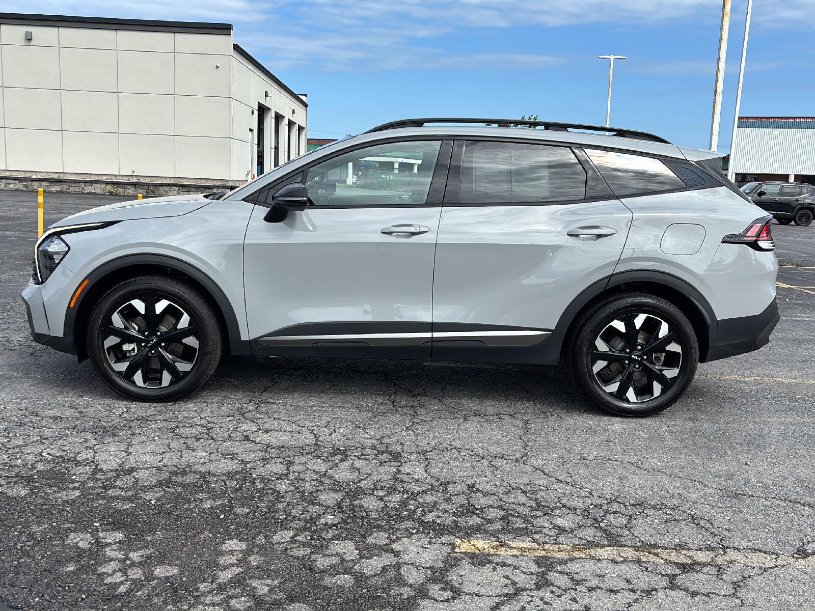 Used 2023 Wolf Gray Kia X-Line image 6