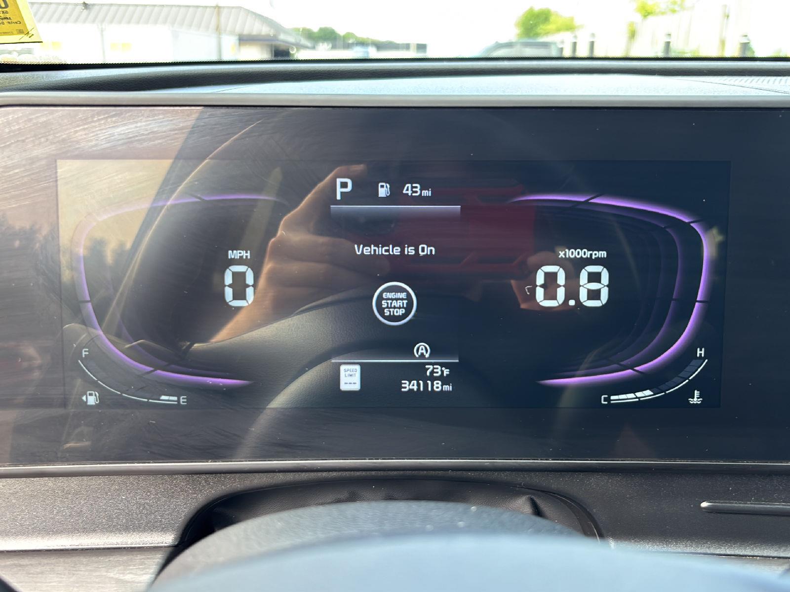 Used 2023  Kia X-Line image 20