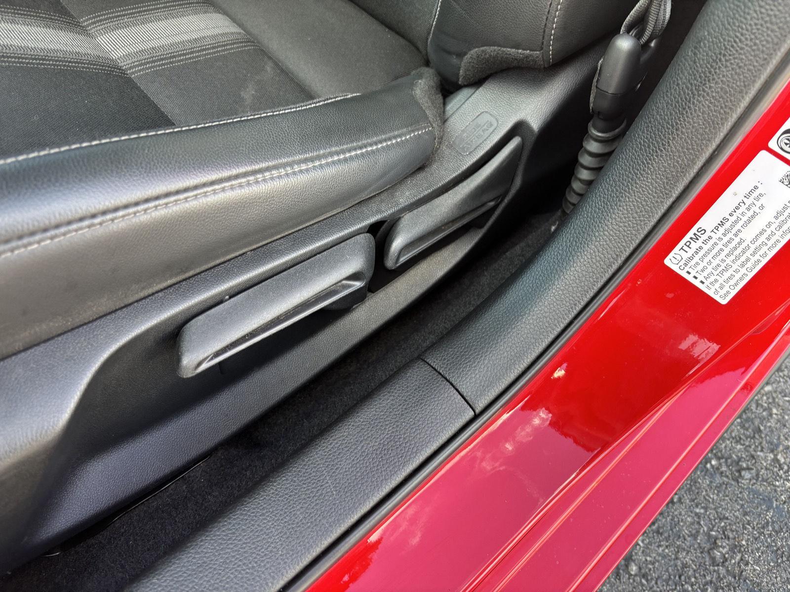 Used 2022 Rallye Red Honda Sport image 16