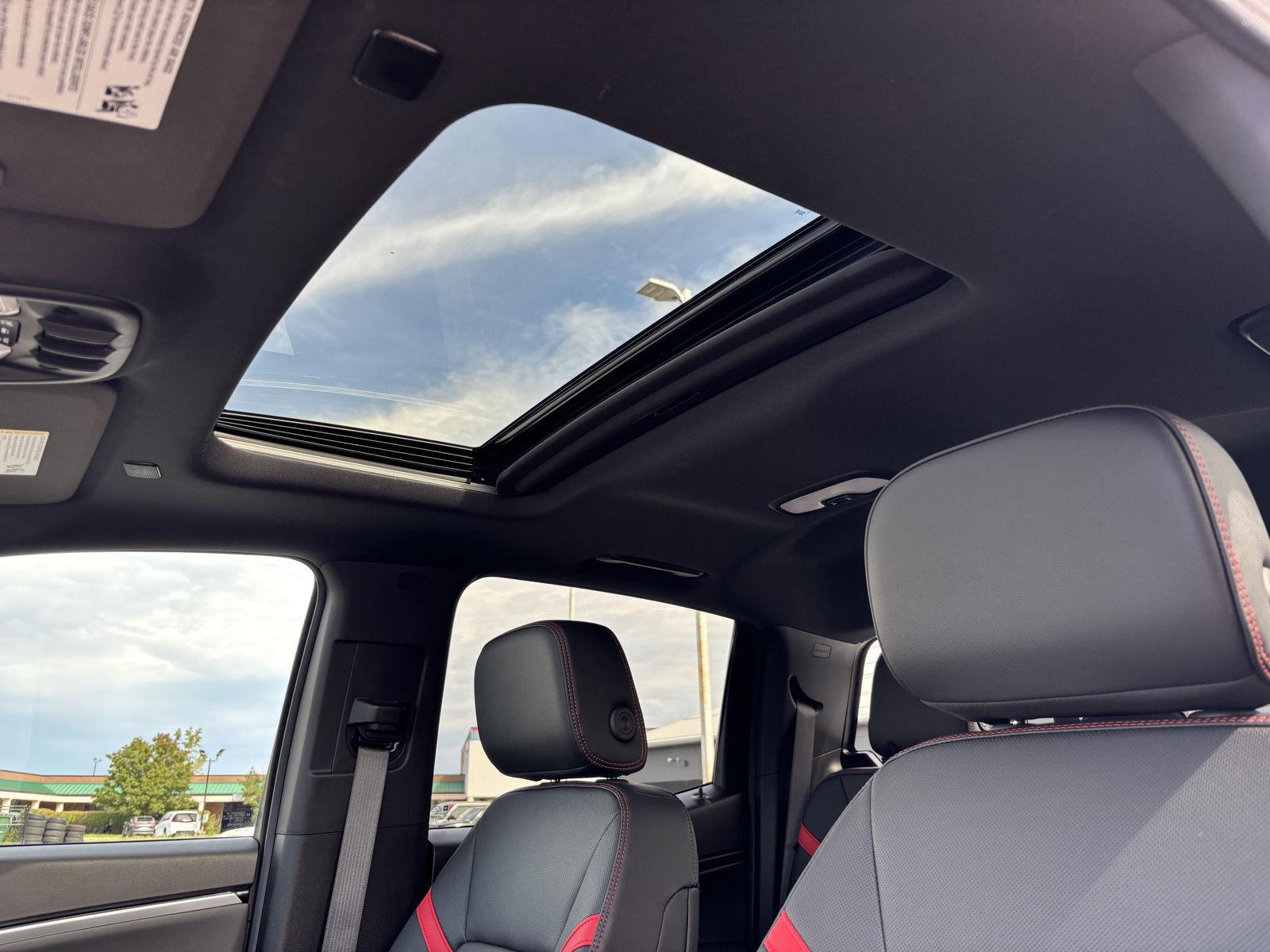 New 2026 Summit White Chevrolet Z71 image 43
