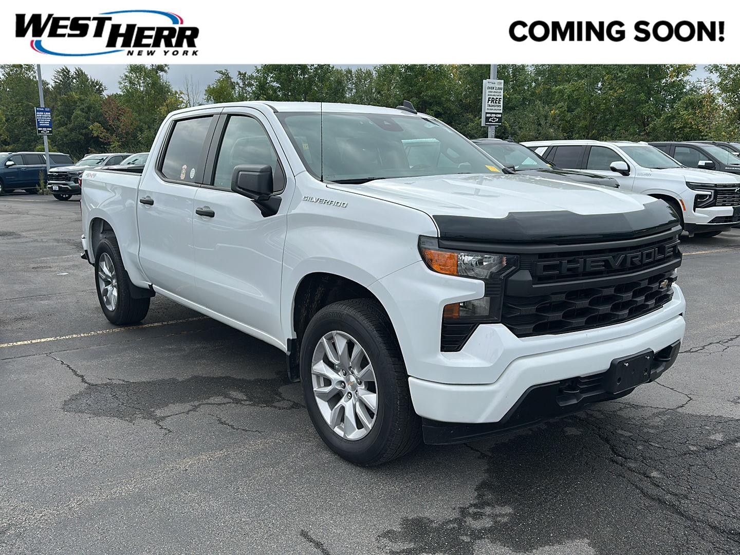 Summit White 2022 Chevrolet Silverado 1500 Pickup Truck Four-Wheel Drive 8-Speed Automatic