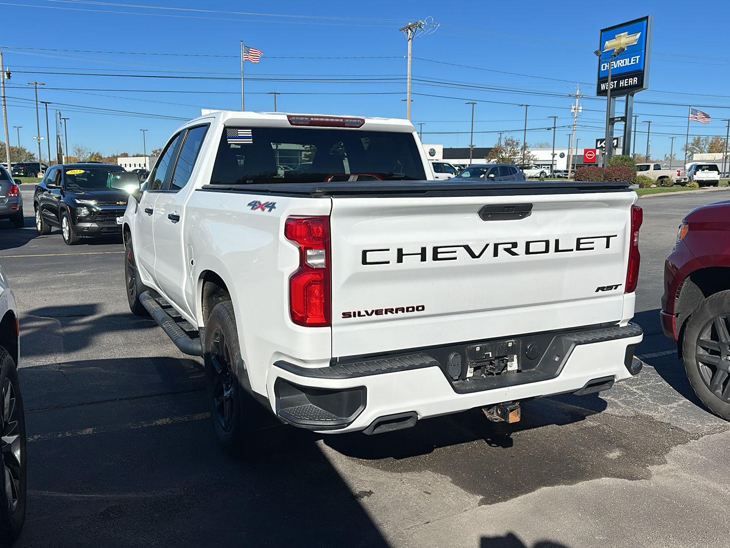 Used 2021 Summit White Chevrolet RST image 5