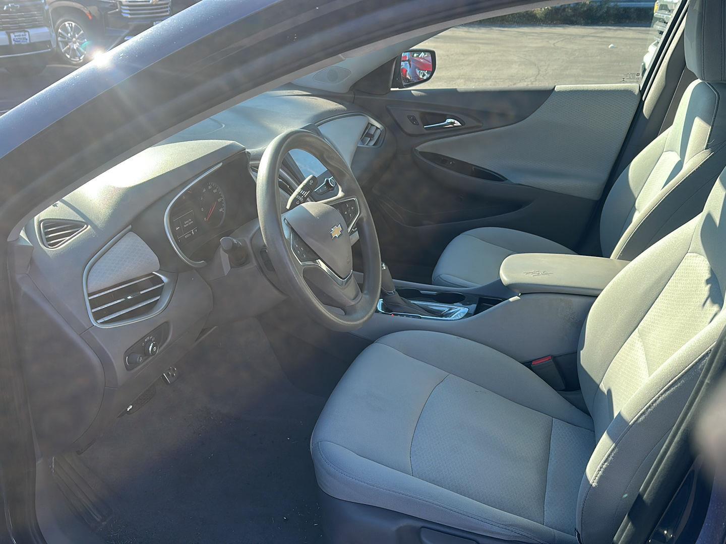 Used 2017 Blue Velvet Metallic Chevrolet LS image 7