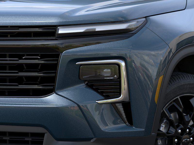 Used 2026 Lakeshore Blue Chevrolet LT image 10