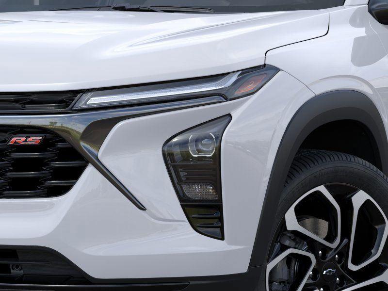 Used 2026 Summit White Chevrolet 2RS image 10
