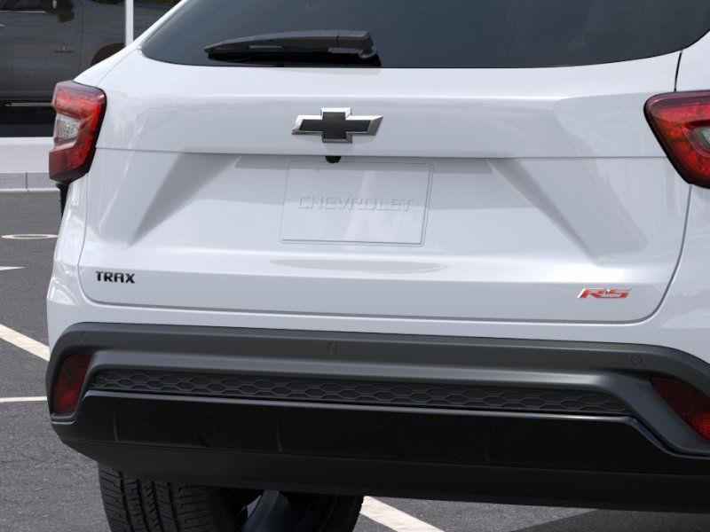 Used 2026 Summit White Chevrolet 2RS image 14