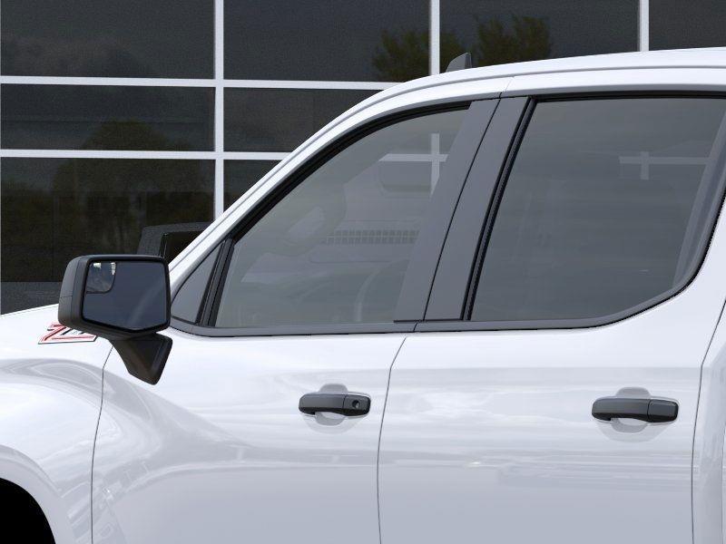 Used 2026 Summit White Chevrolet Custom Trail Boss image 12
