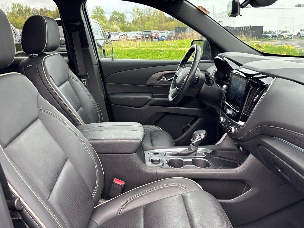 Used 2023 Black Metallic Chevrolet Premier image 43