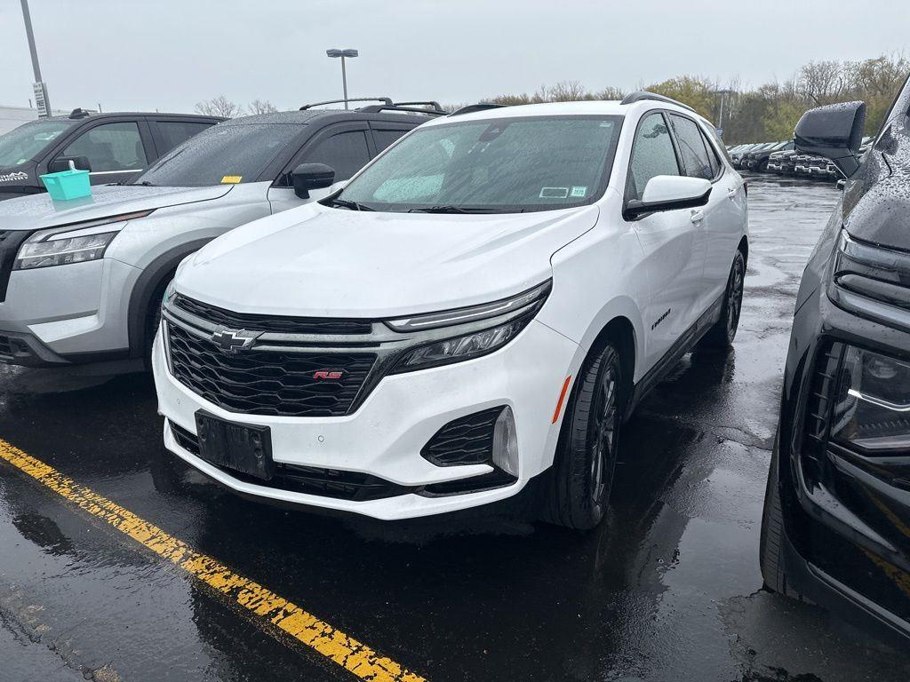 Used 2023 Summit White Chevrolet RS image 5