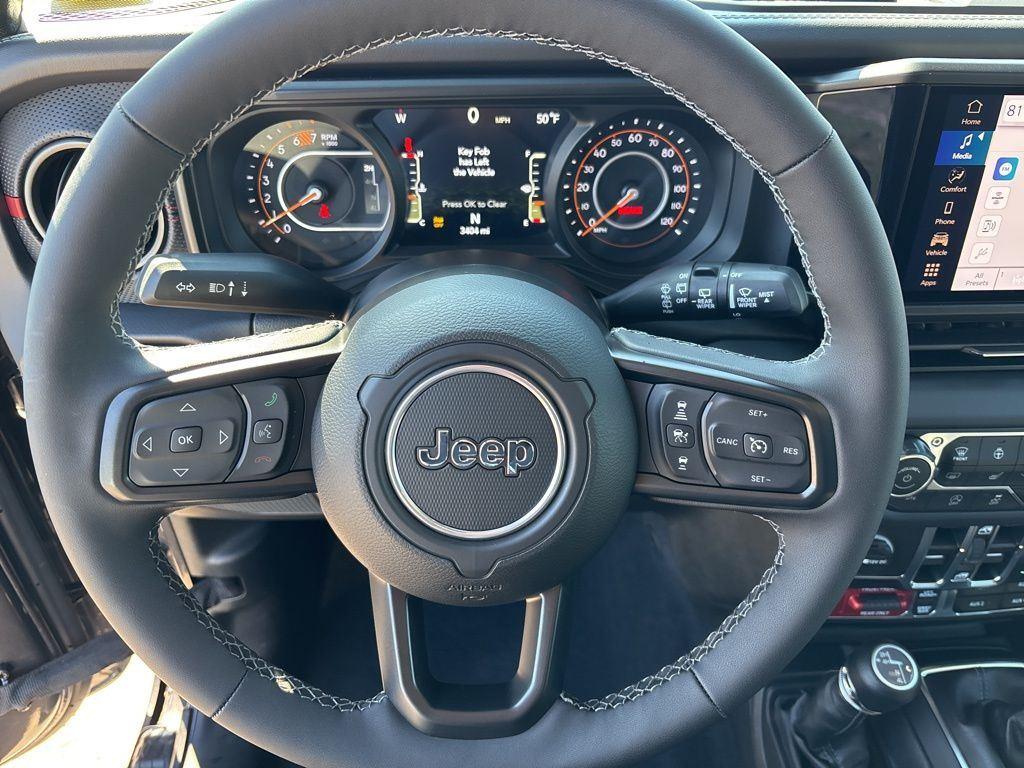 Used 2025 Granite Crystal Metallic Clear Jeep Rubicon image 20