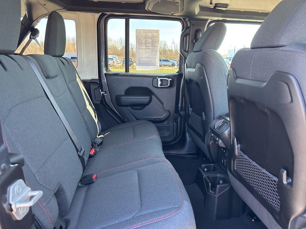 Used 2025 Granite Crystal Metallic Clear Jeep Rubicon image 35