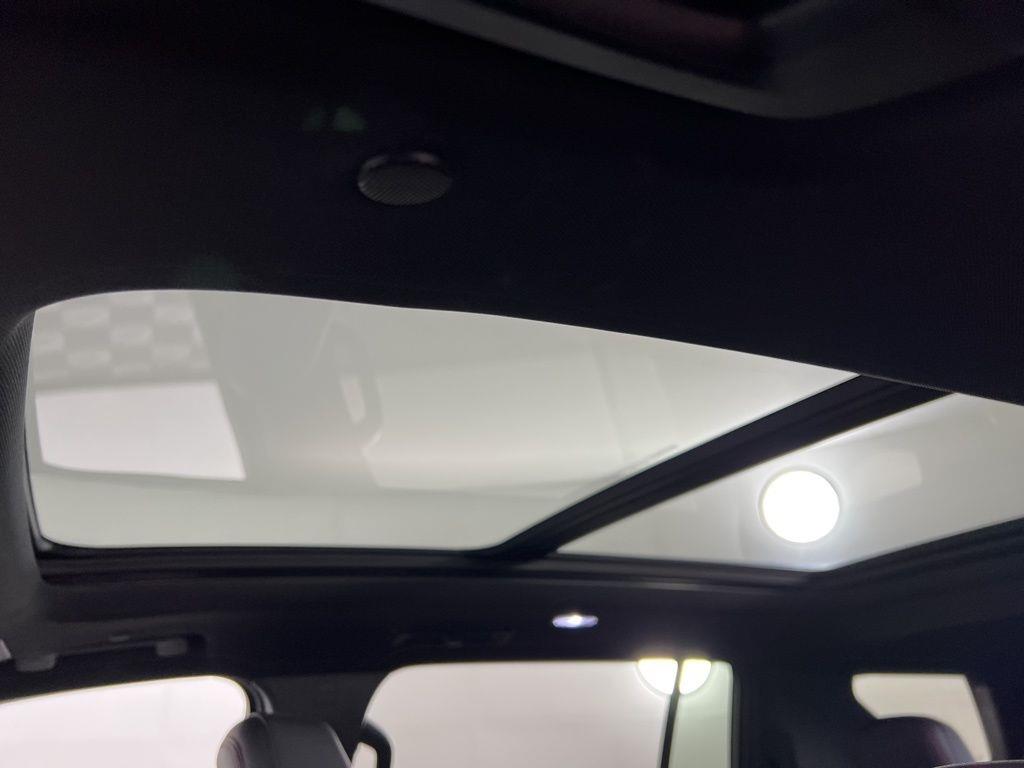 Used 2025 Black Metallic Chevrolet Z71 image 19