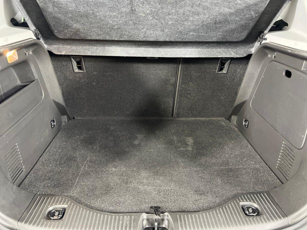 Used 2019 Silver Ice Metallic Chevrolet LT image 22